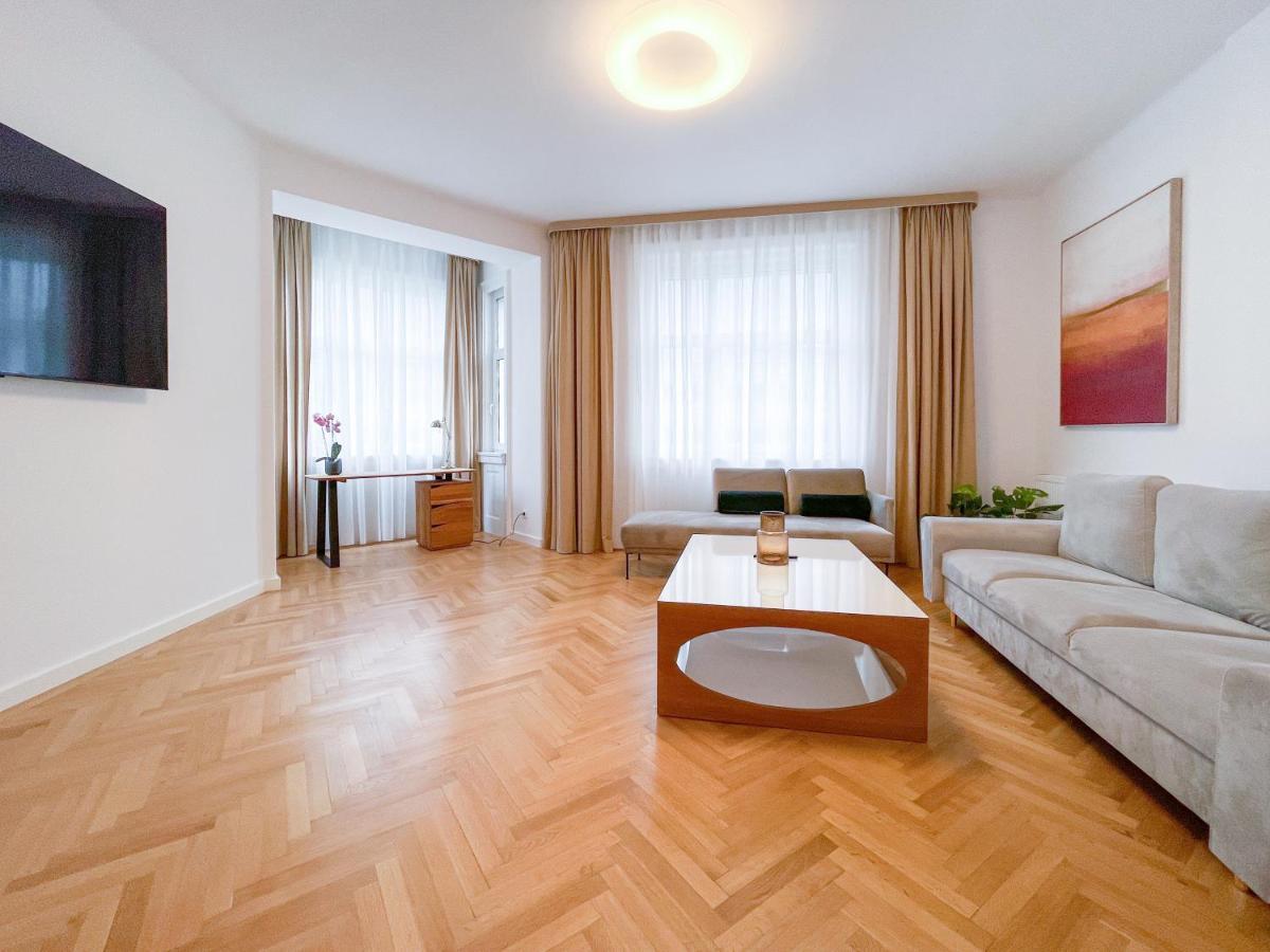 Elysian Apartment Bratislava Exterior photo